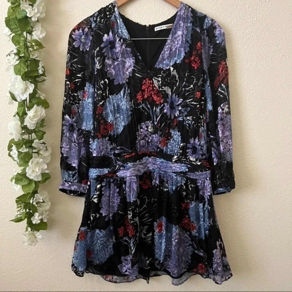 Alice and Olivia Alice and Olivia - Picture 3 of 14